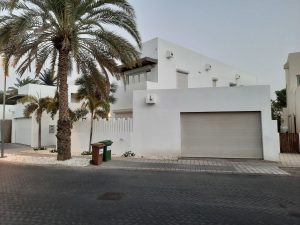 Spacious 7-Bedroom Tombazi-Style Villa with Landscaped Garden and Private Pool